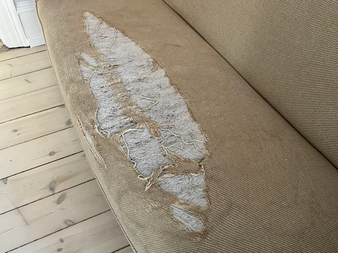 Billede 3 - Sofa til afhentning