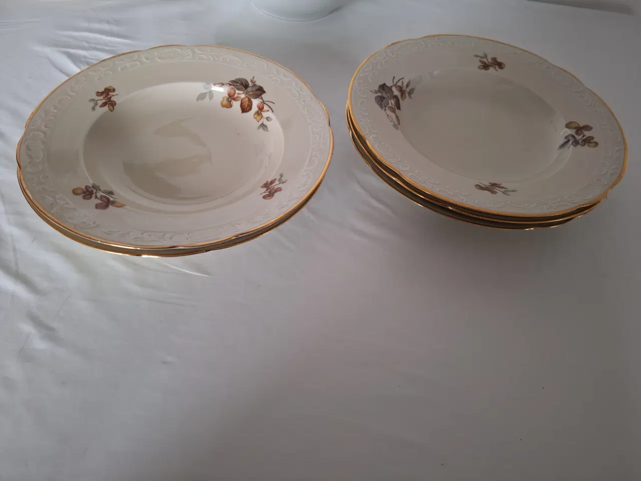 Billede 2 - Tallerkener