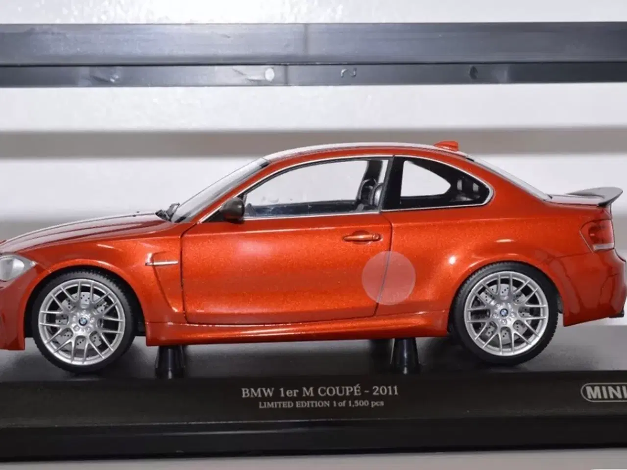 Billede 1 - 1:18 BMW M1 Coupe E82 2011