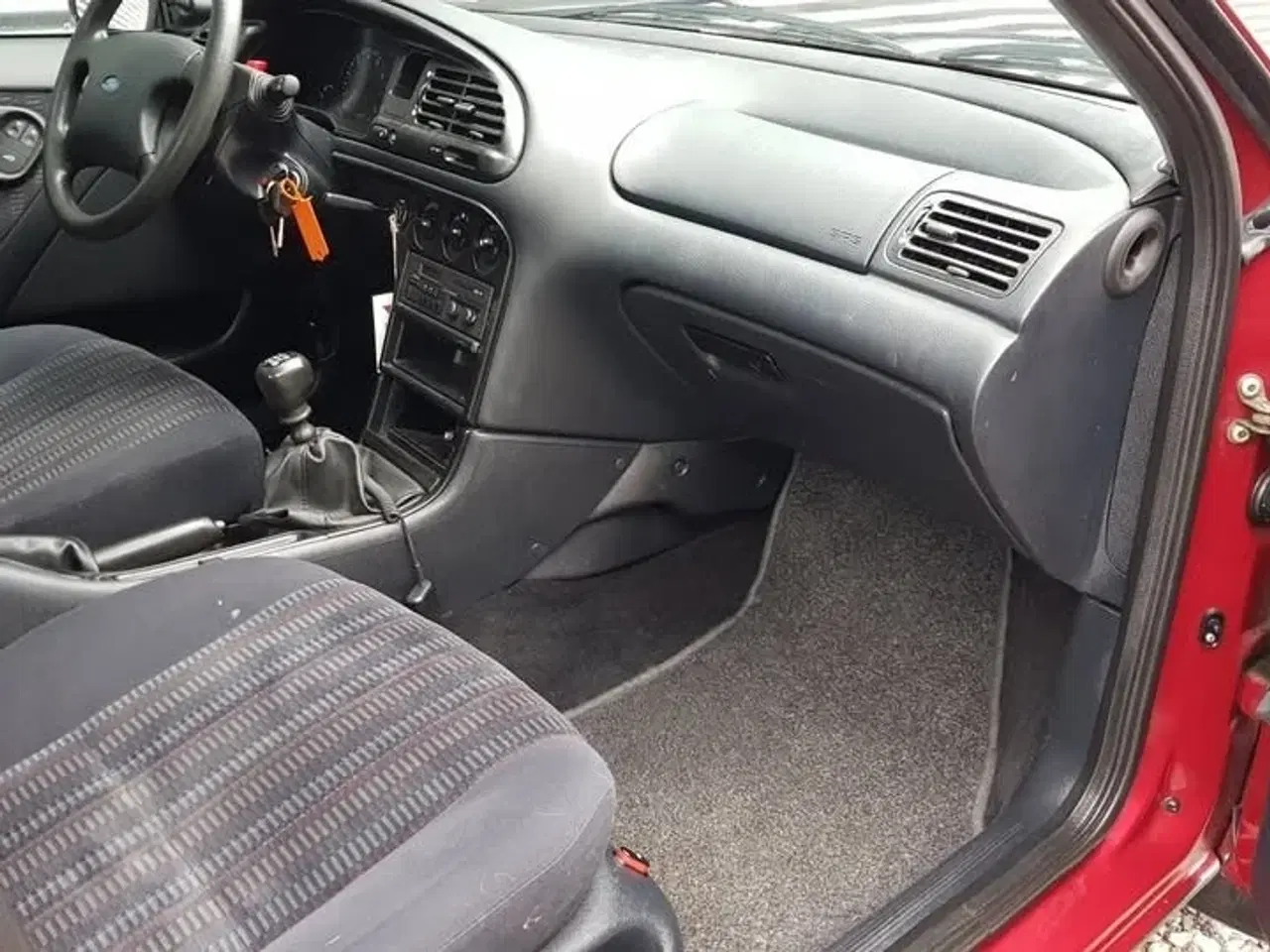 Billede 3 - Ford Mondeo 1,8i CLX