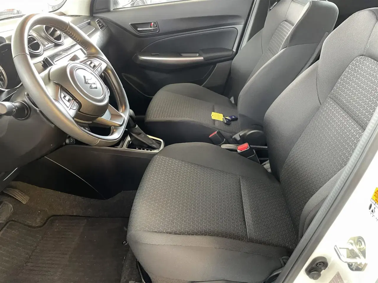 Billede 10 - Suzuki Swift 1,2 Dualjet  Mild hybrid Exclusive AEB CVT 83HK 5d Trinl. Gear