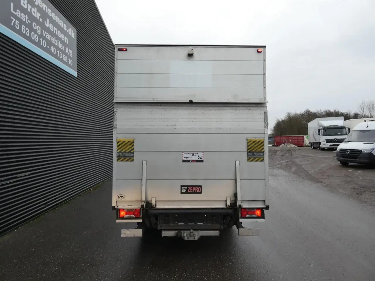 Billede 6 - Iveco Daily 35S16 3750mm 2,3 D m/Alukasse med lift Hi-Matic 156HK Ladv./Chas. 8g Aut.