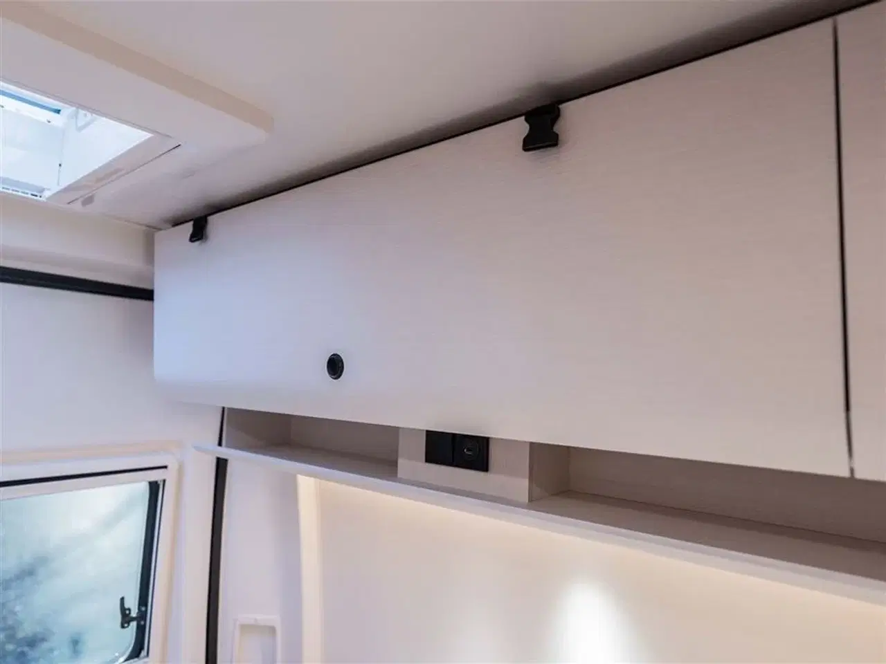 Billede 37 - 2026 - Tourne 6.0 Select aut. gear - Black - 180HK Tournes topmodel