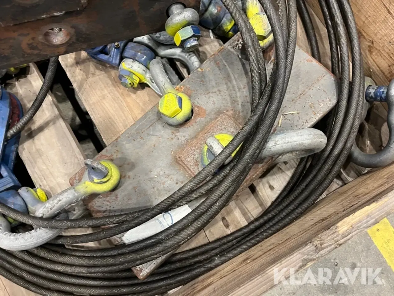 Billede 9 - Assorteret wire og Kasteblokke 6 paller