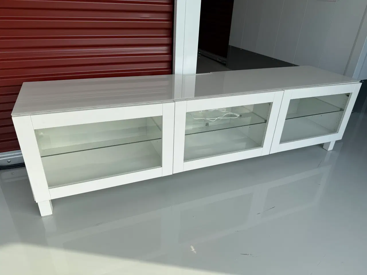 Billede 4 - TV bord m. LED lys