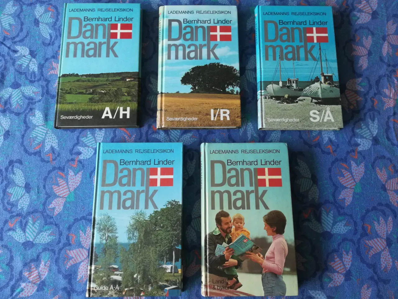 Billede 1 - Lademanns Rejseleksikon DANMARK - 5 bind - 35 kr. 