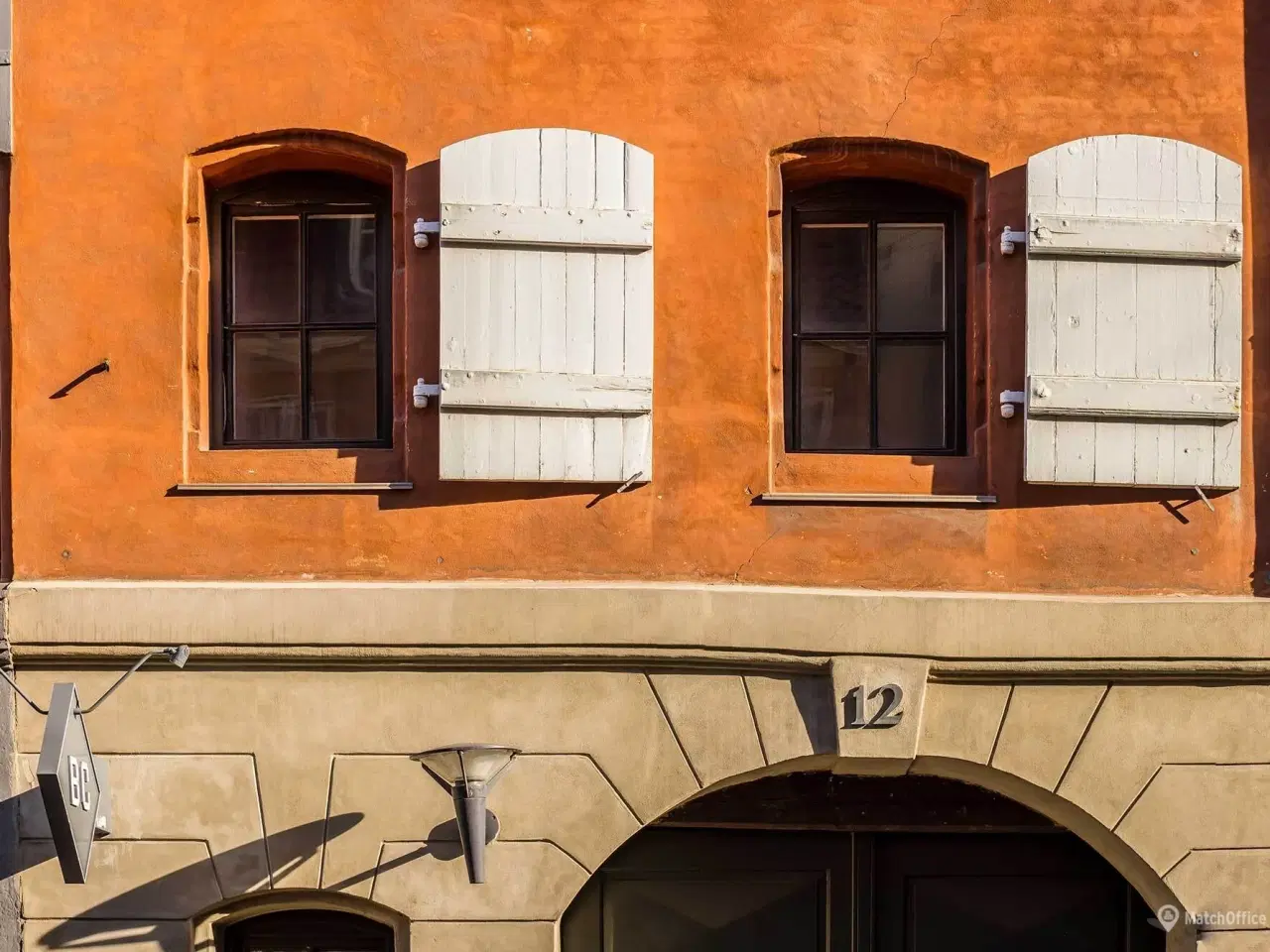 Billede 7 - Historisk pakhus med fritlagte bjælker og hyggelig brostensbelagt gård - kombineret med moderne Street Art Museum