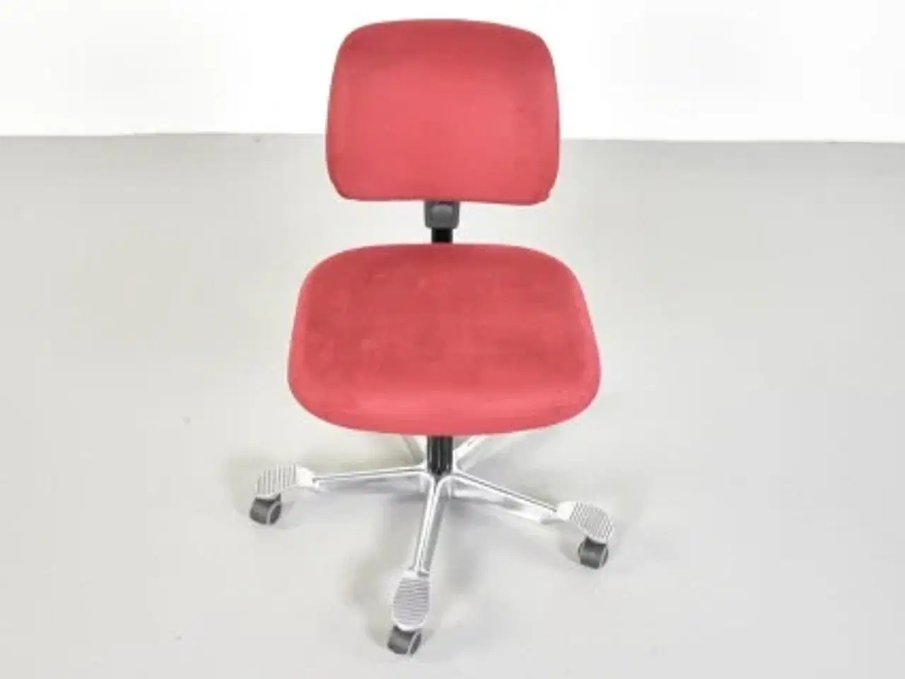 Billede 5 - Häg credo kontorstol med rødt polster og blankt understel