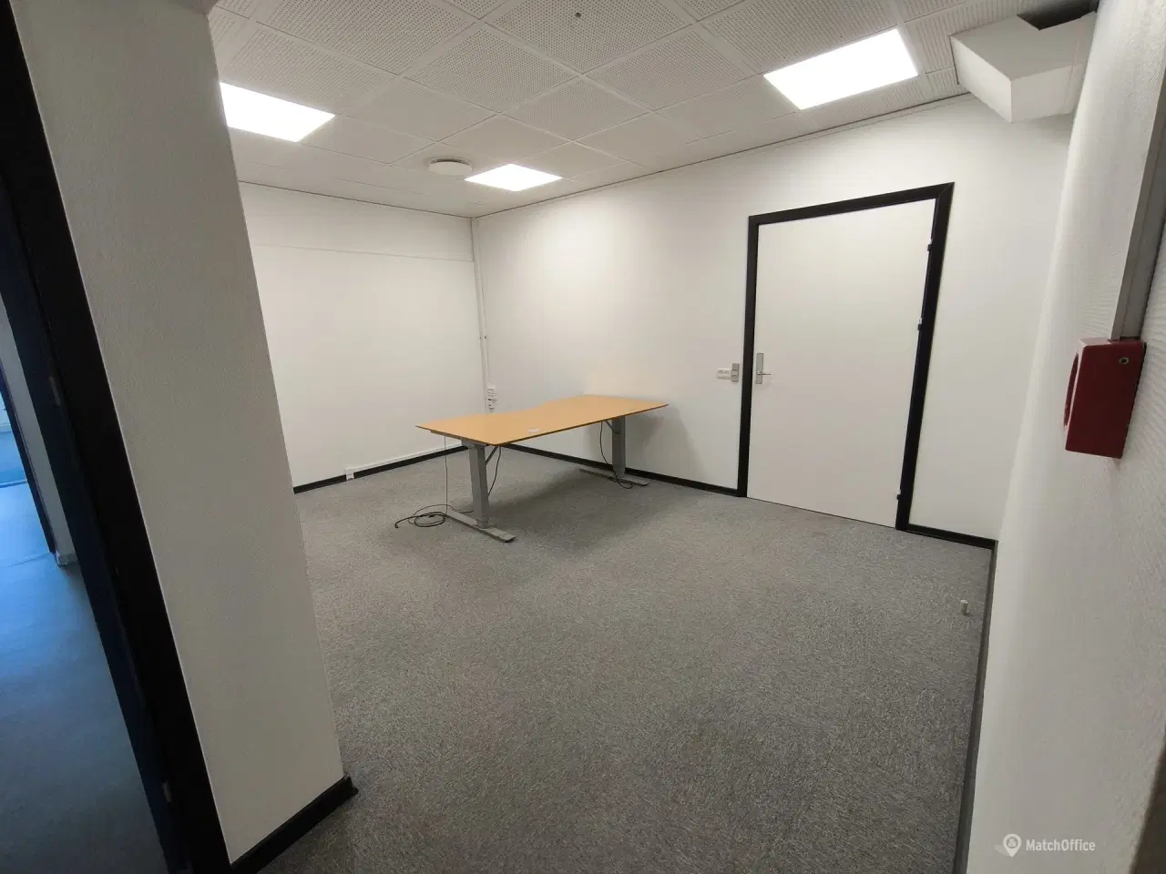 Billede 5 - 197m2 Kontorlejemål I Stueplan. egen indgang og parkeringsplads.