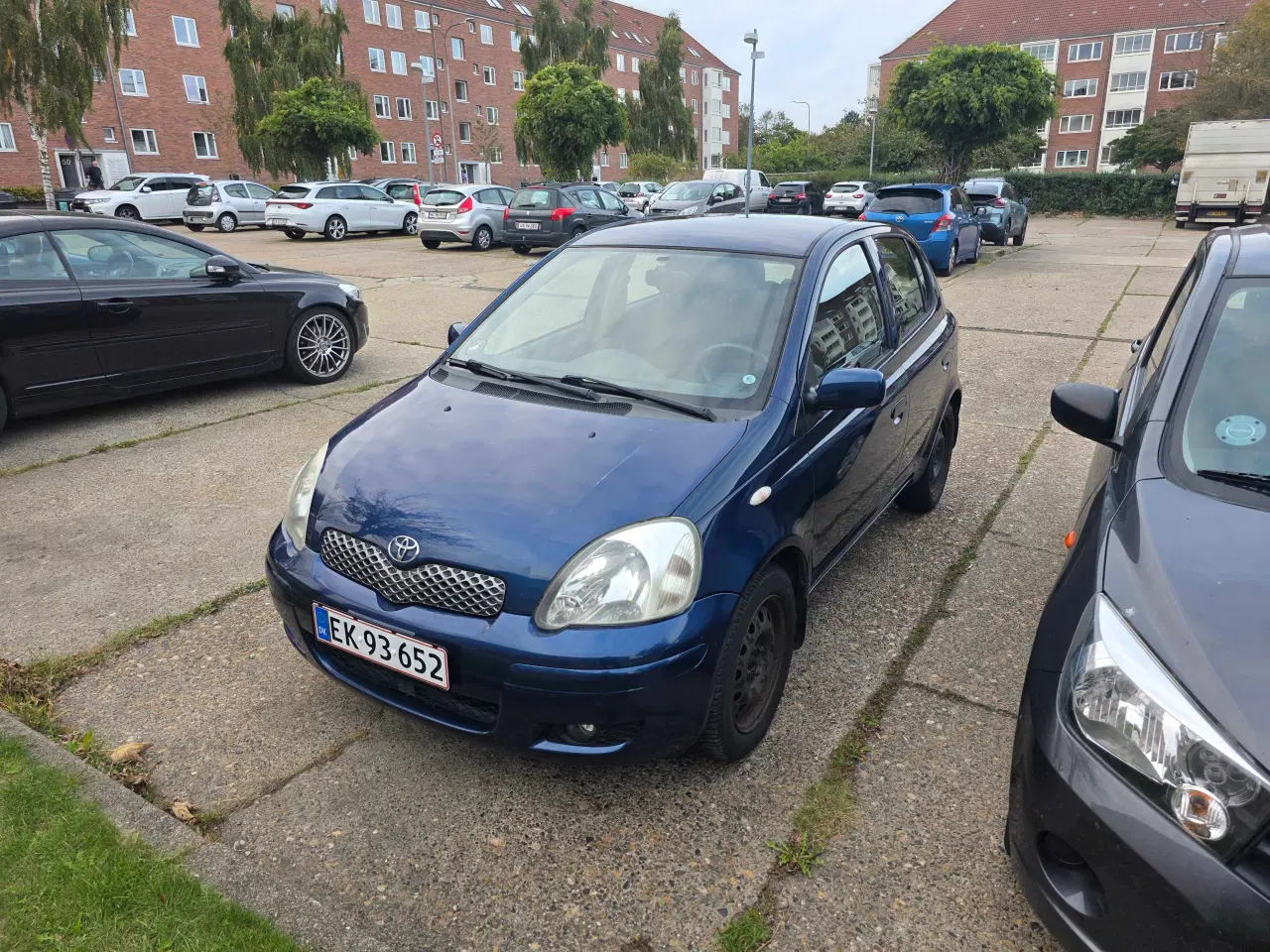 Billede 1 - Toyota Yaris 1.3 Lavt km tal