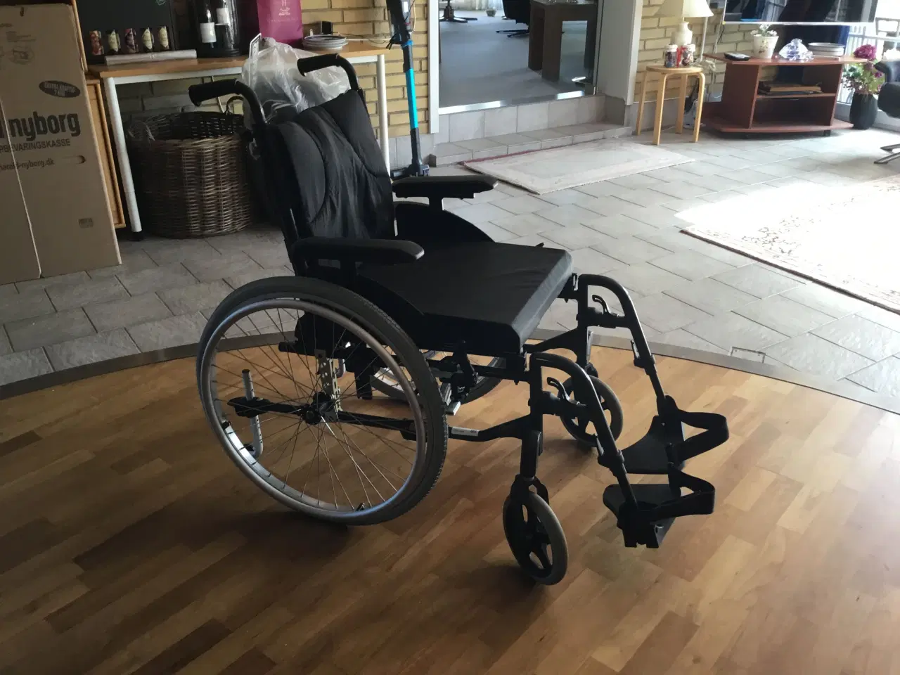 Billede 2 - Handicap kørestol