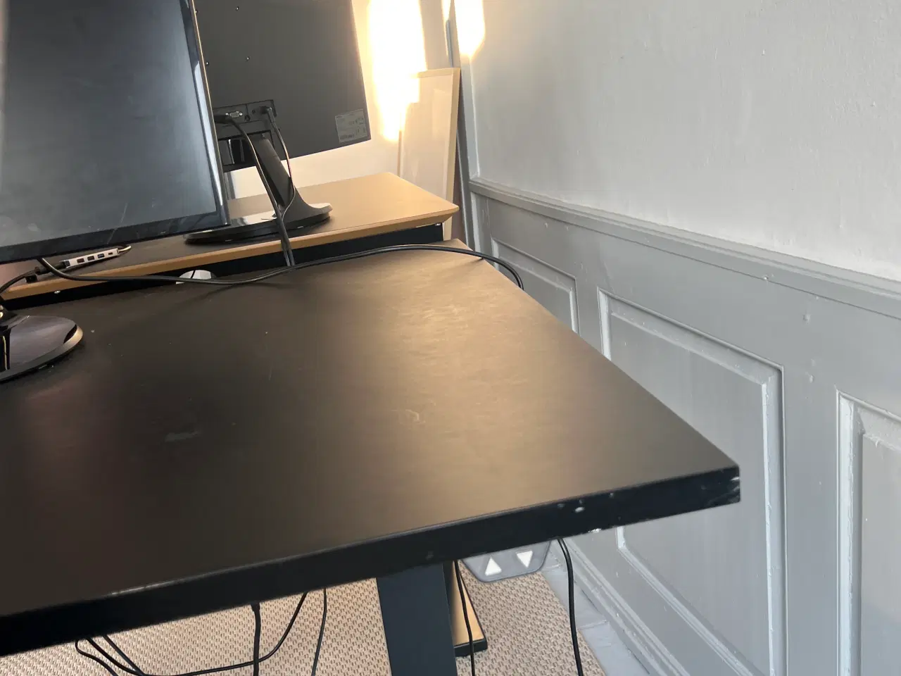Billede 3 - Sort hæve-sænke bord