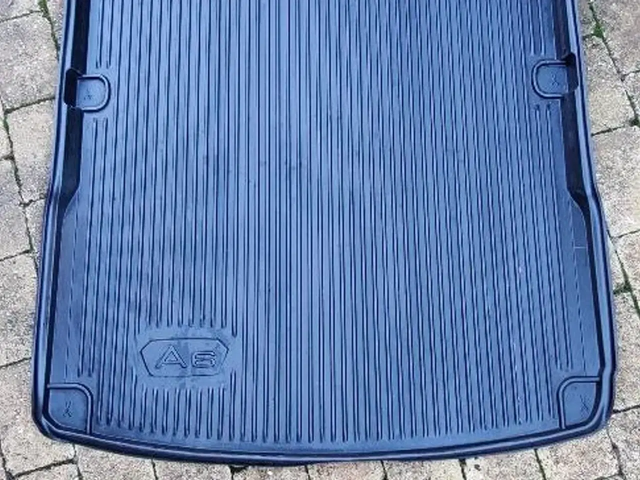 Billede 1 - Bagagerumsbakke Audi A6