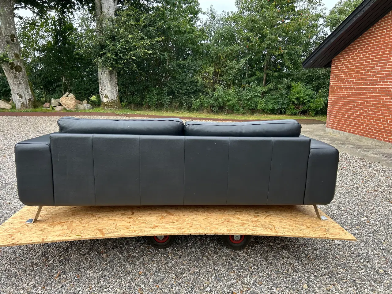 Billede 3 - Super lækker sort 3. pers læder sofa