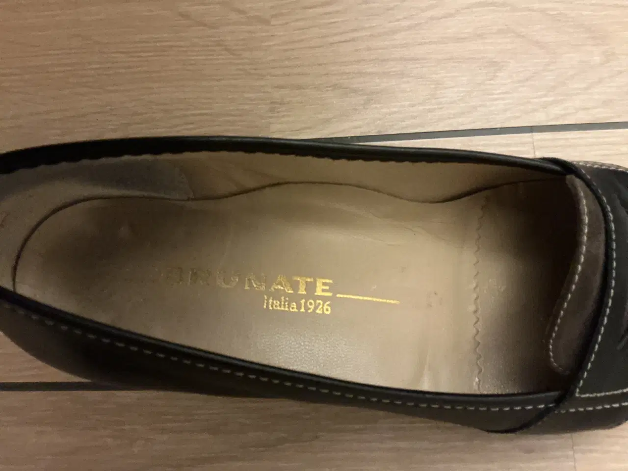 Billede 3 - Damesko Brunate læder