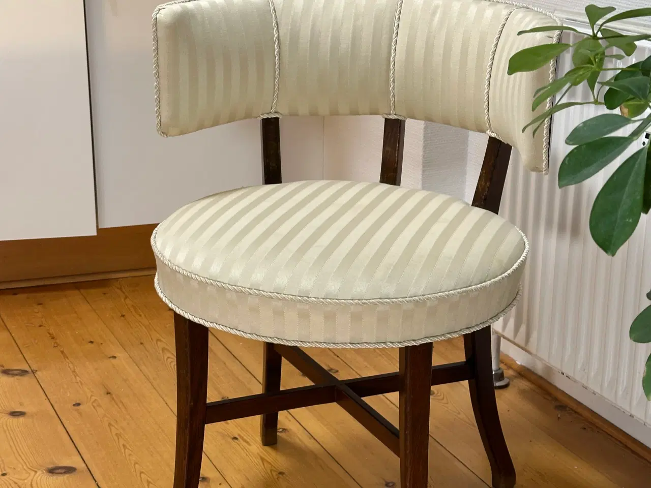 Billede 2 - Stol af Magnus l. stephensen, utrolig smuk