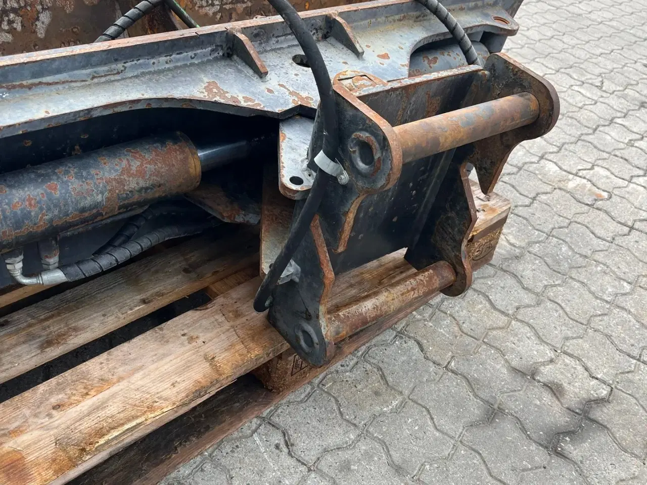 Billede 10 - CP skovl 160cp kipbar planerskovl med Hydrema