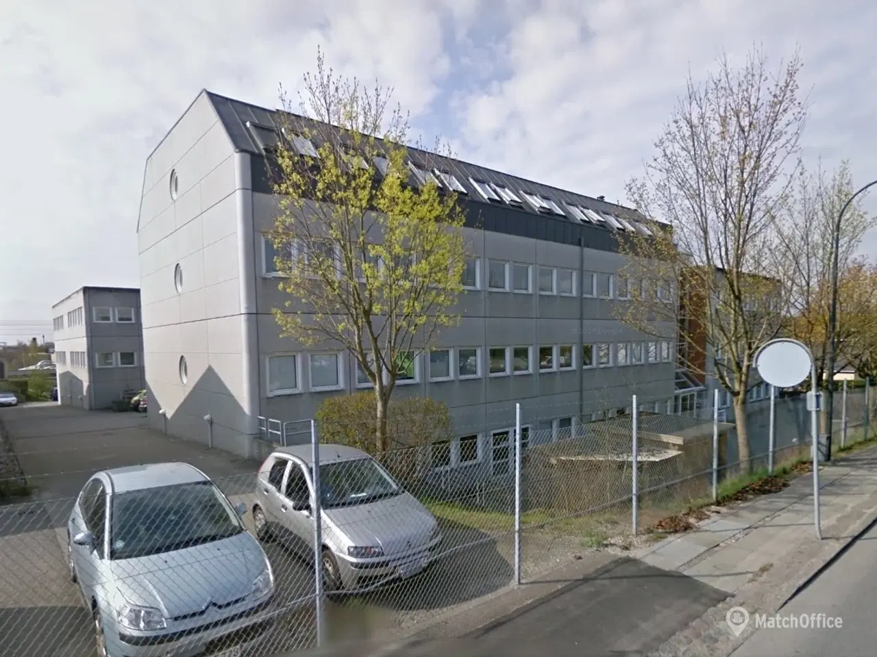 Billede 8 - Nyistandsat kontorlejemål udlejes