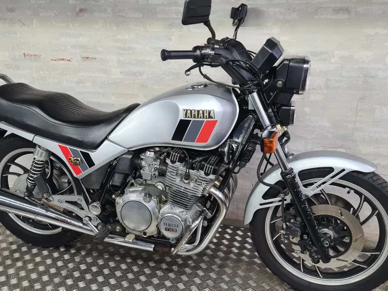 Billede 1 - Yamaha XJ 750 Seca Årg 1983