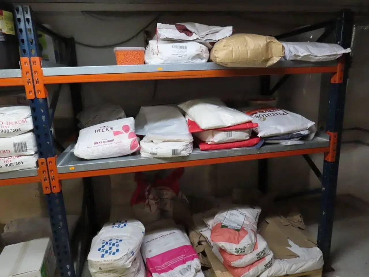 Billede 3 - Pallereol med indhold