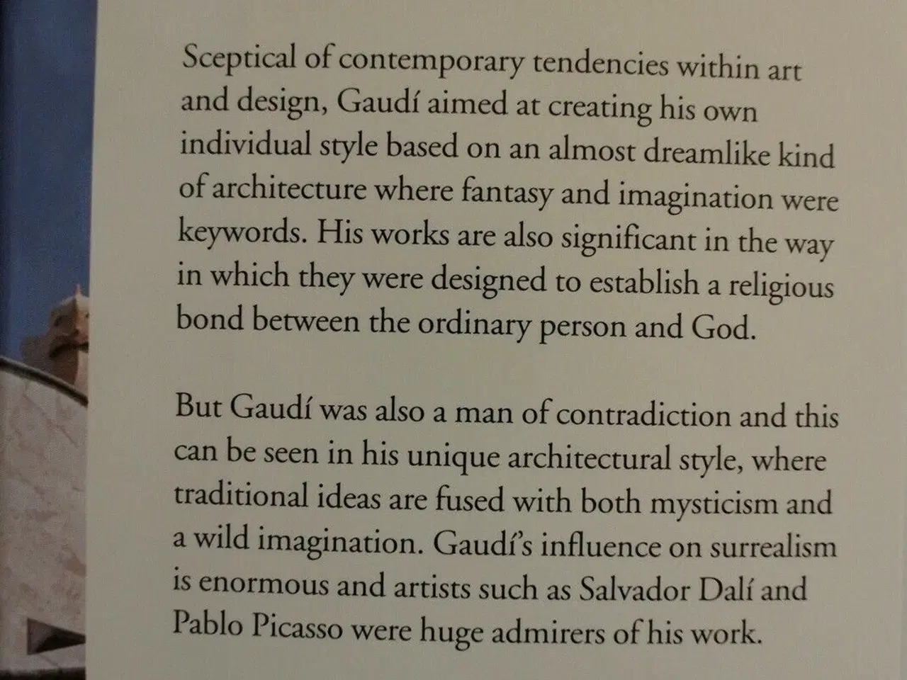 Billede 4 - essential gaudi, by john gill, emne: arkitektur