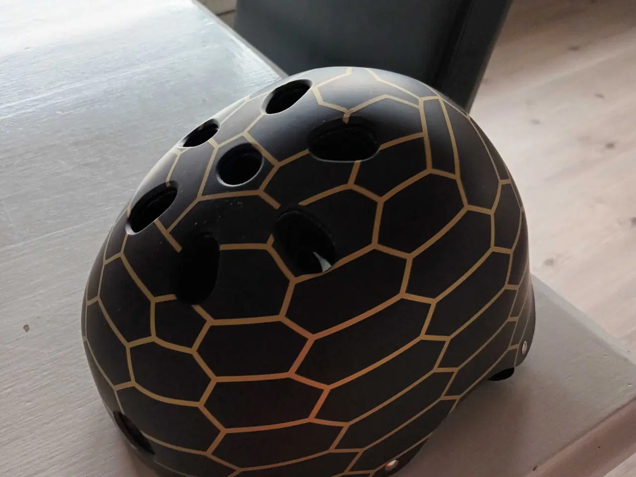 Billede 1 - Toms skildpadde cykelhjelm 