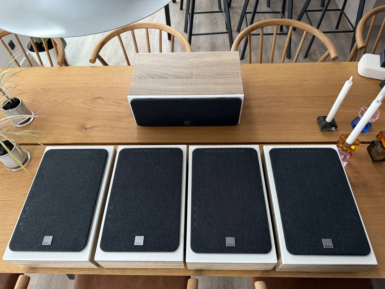 Billede 1 - DALI OBERON ON-WALL og DALI OBERON VOKAL i lys eg.