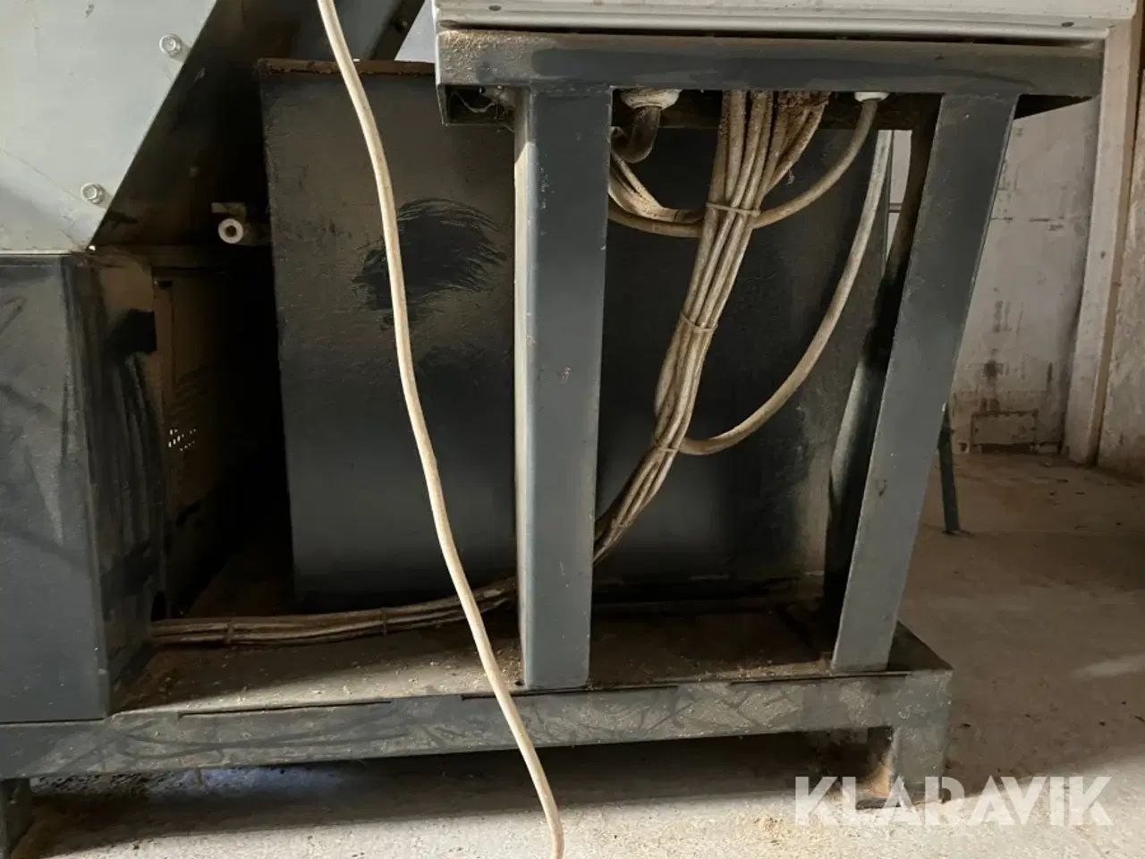 Billede 12 - Briketpresser Felder FBP70 med silo og sækkerunddel