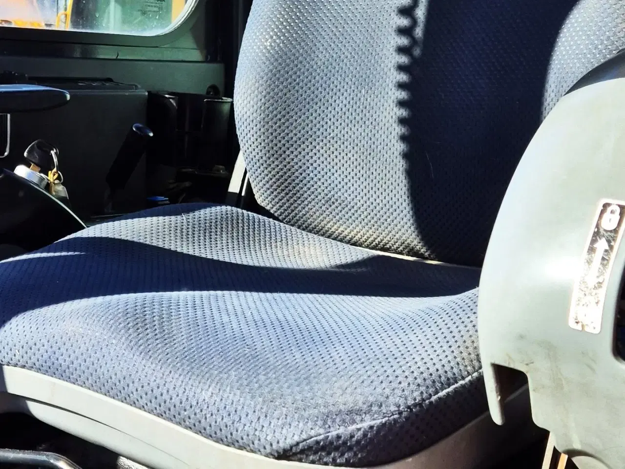 Billede 16 - Hitachi ZX22U-2 CLR / Powertilt / 2500 kg maskine / 4 skovle + rive