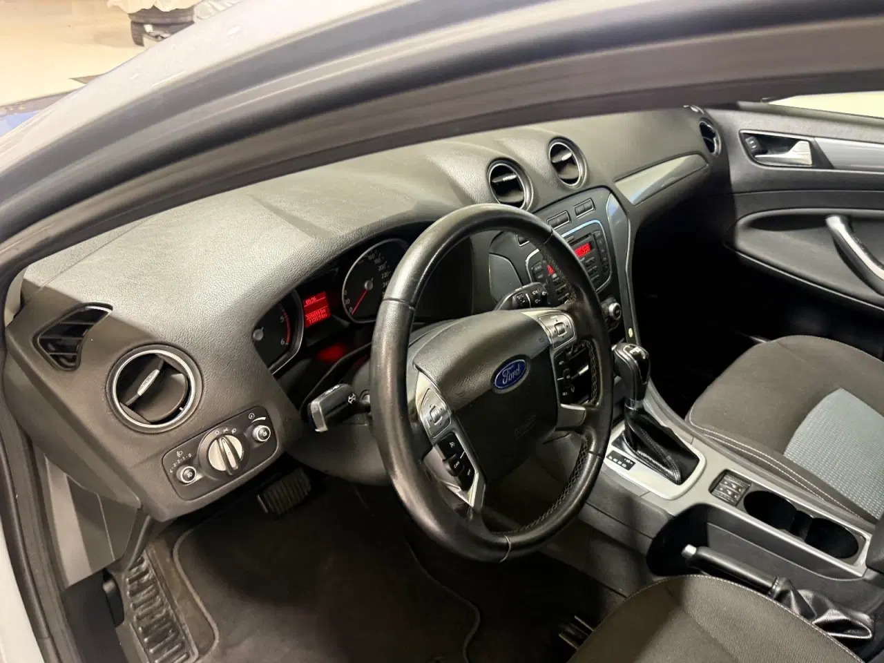 Billede 10 - Ford Mondeo 2,0 TDCi 140 Collection stc. aut.