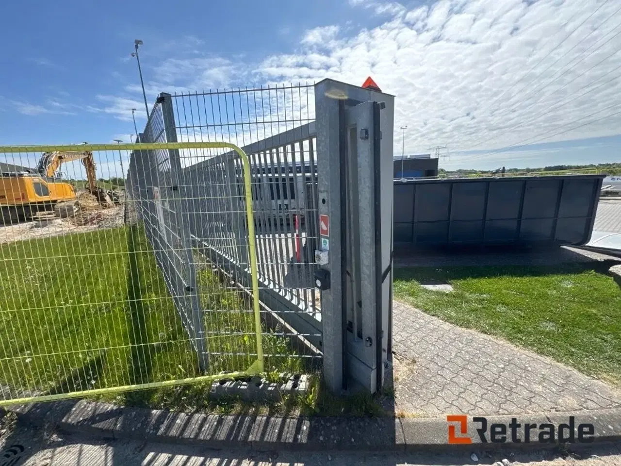 Billede 2 - - - - Automatisk skydeport 10 meters Assa avlet systems