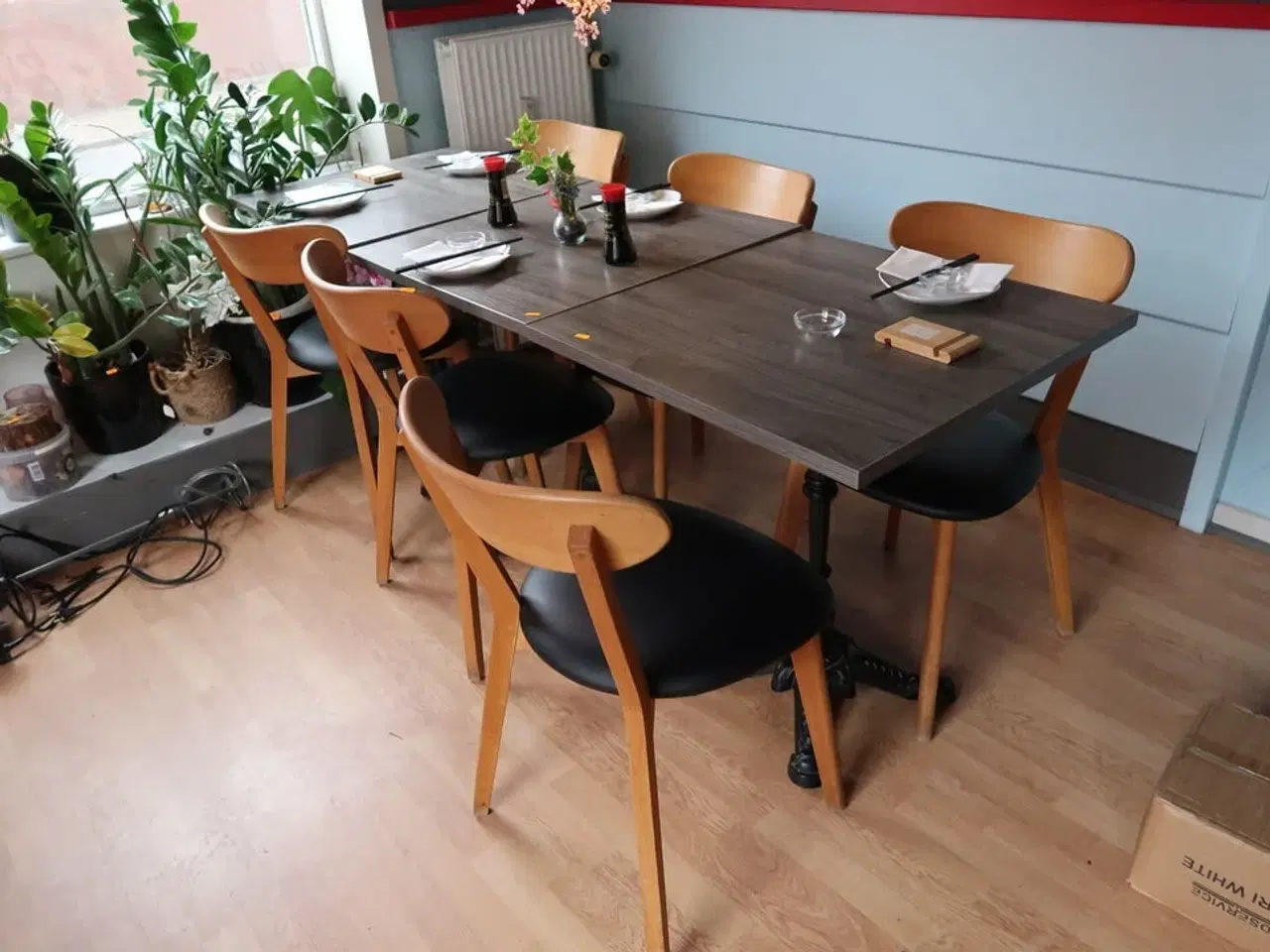 Billede 1 - 3 stk. borde med 6 stk. stole