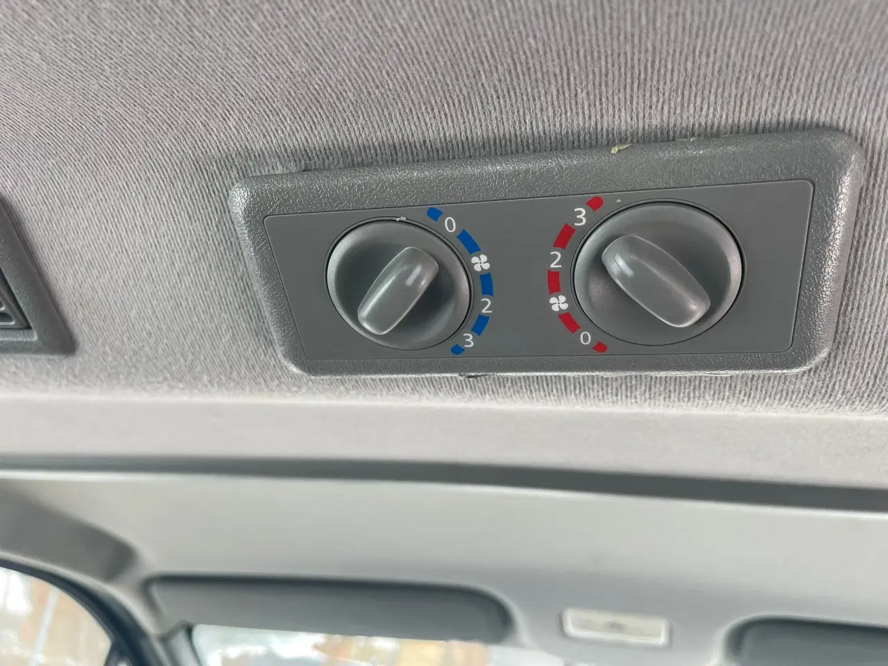 Billede 12 - 9 personers bus til lille kørekort sælges 