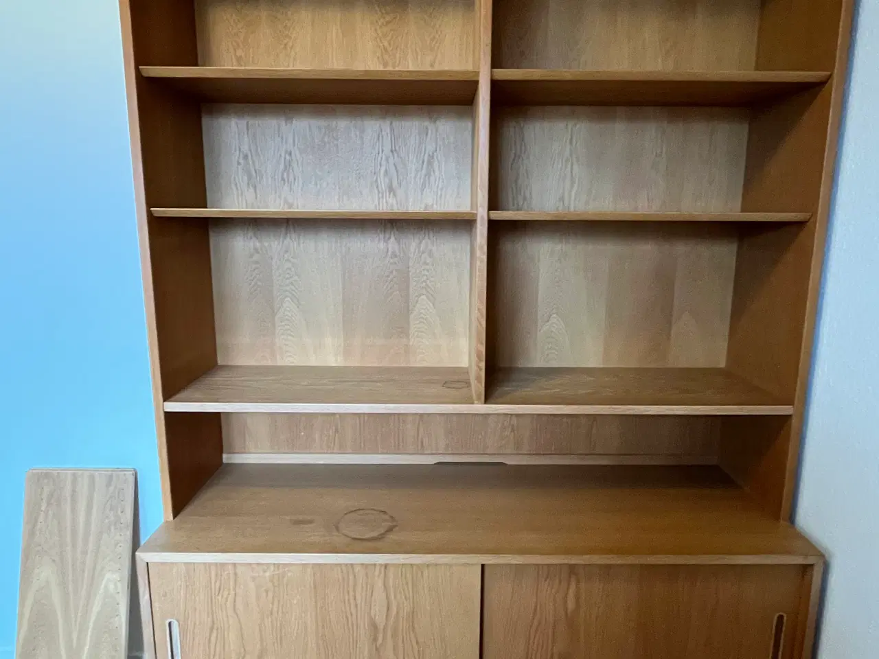 Billede 1 - Lækker Poul Hundevad reol i egetræ