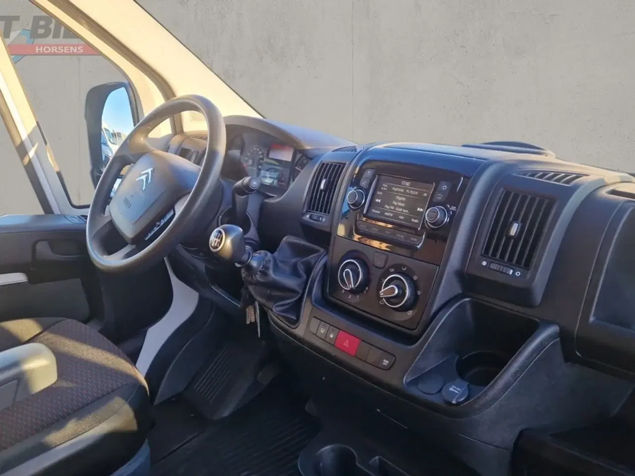 Billede 13 - Citroën Jumper 33 2,2 BlueHDi 140 L2H2 FlexLine