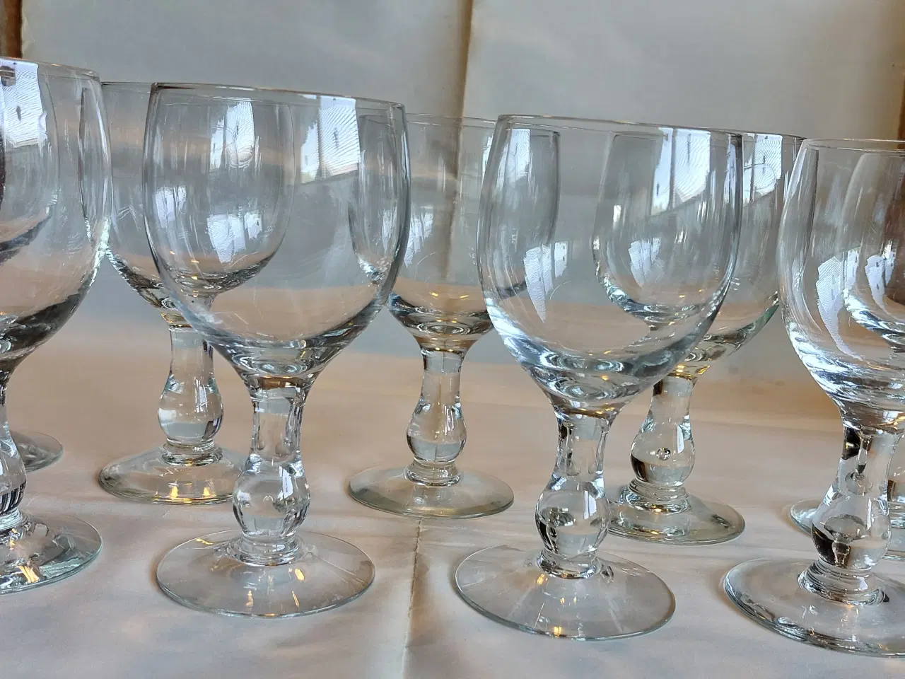 Billede 1 - 9 gamle RØDVIN GLAS - samlet pris !