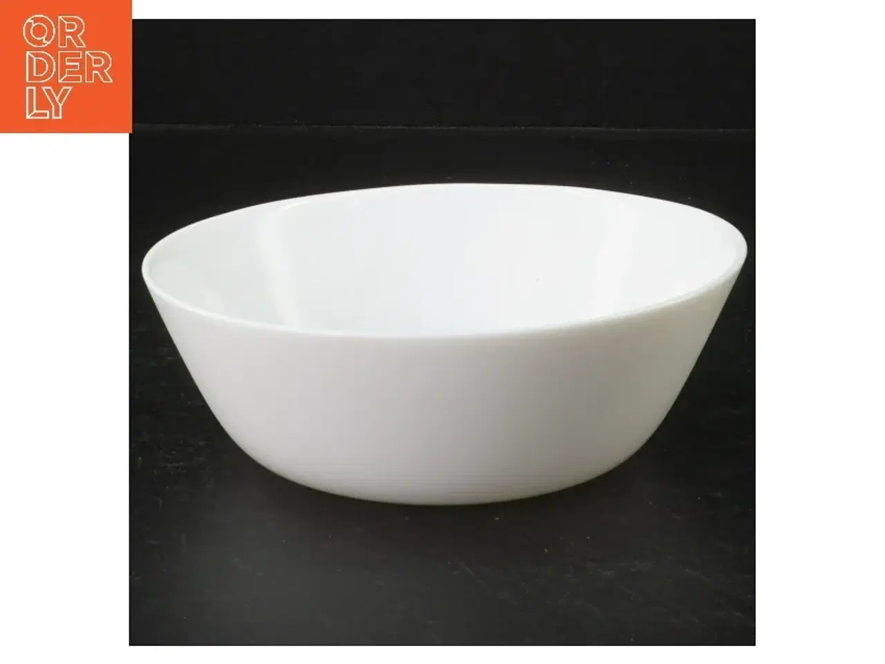 Billede 3 - Hvide keramiktallerkener (5 stk) (str. 15 cm)