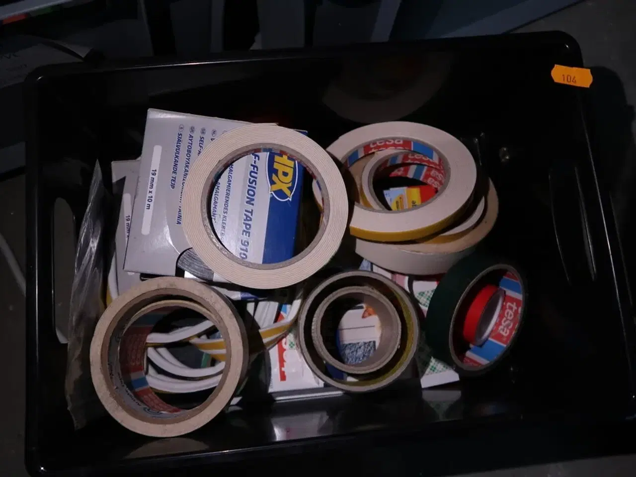 Billede 2 - Div. Gaffatape, malertape m.m.