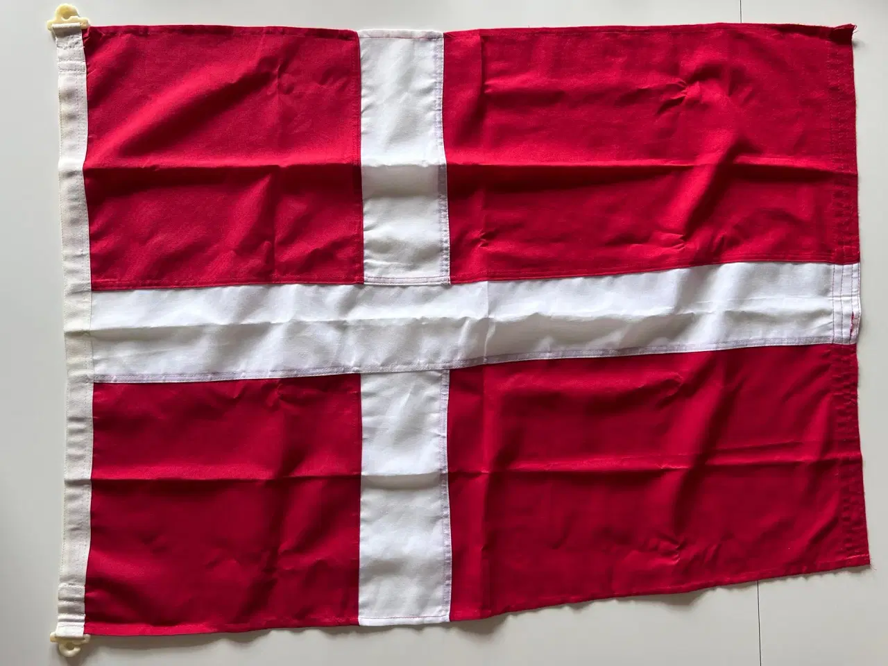 Billede 3 - Dannebrogflag, str. 76x100 cm.