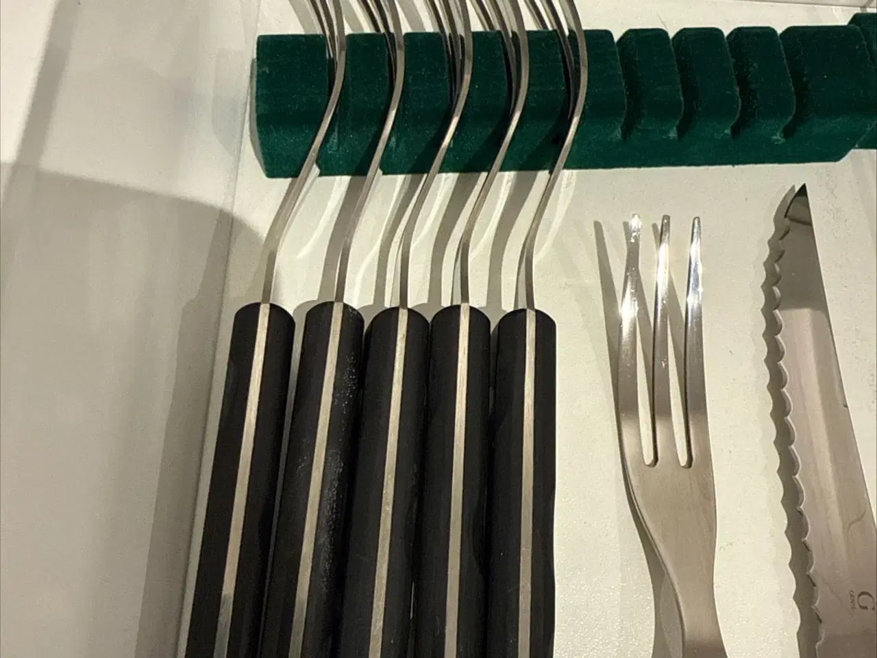 Billede 1 - Gense grillbestik i sort