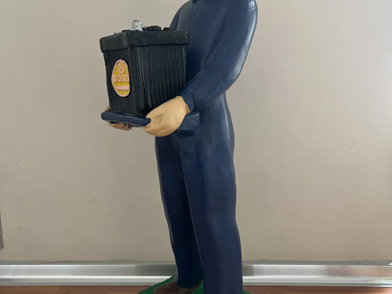 Billede 2 - Stor reklame figur fra Bosch 