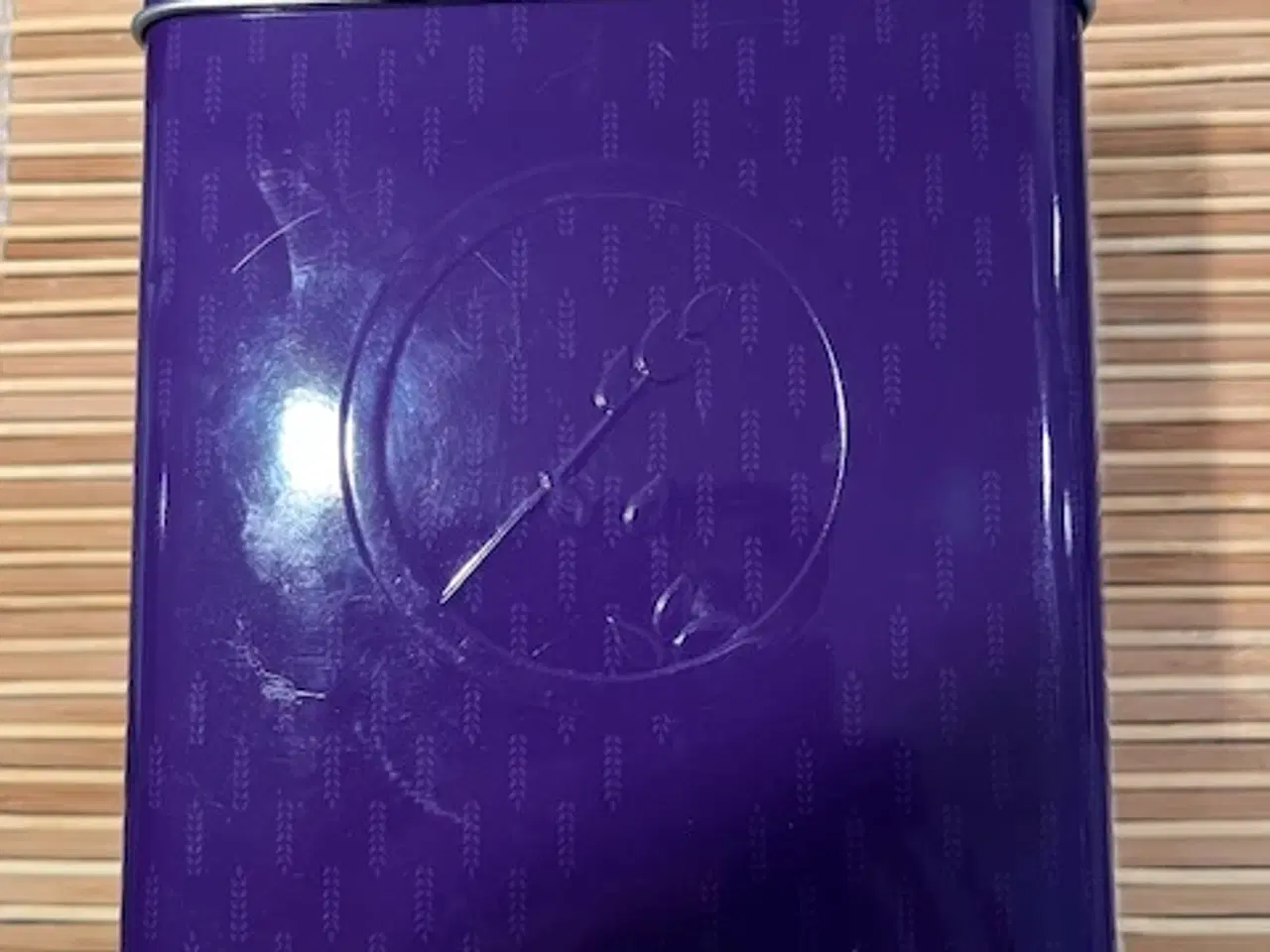 Billede 4 - GRØD København metal dåse i flot lilla farve