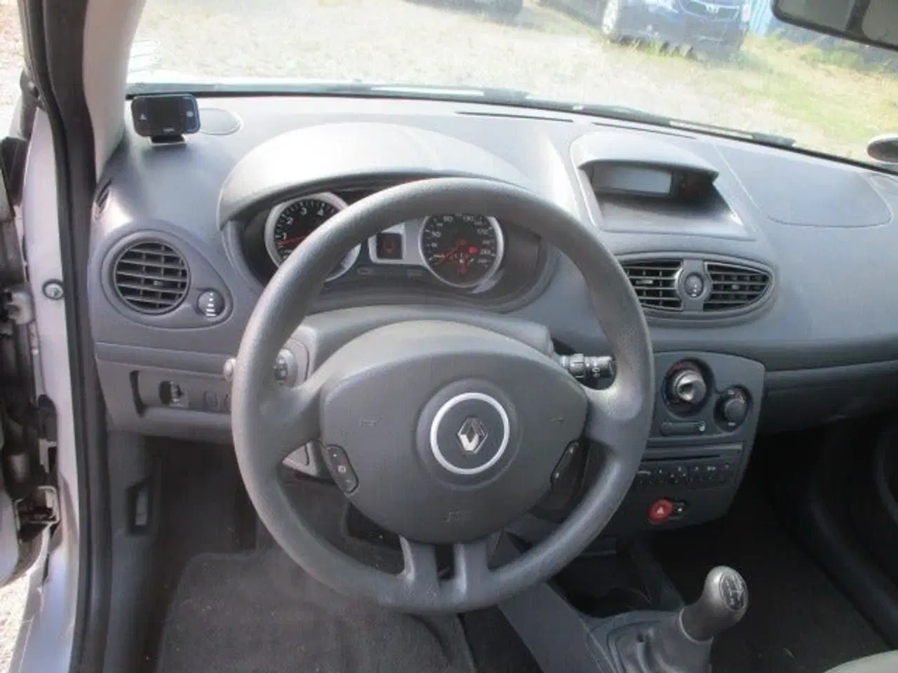Billede 9 - Renault Clio III 1,2 16V Authentique