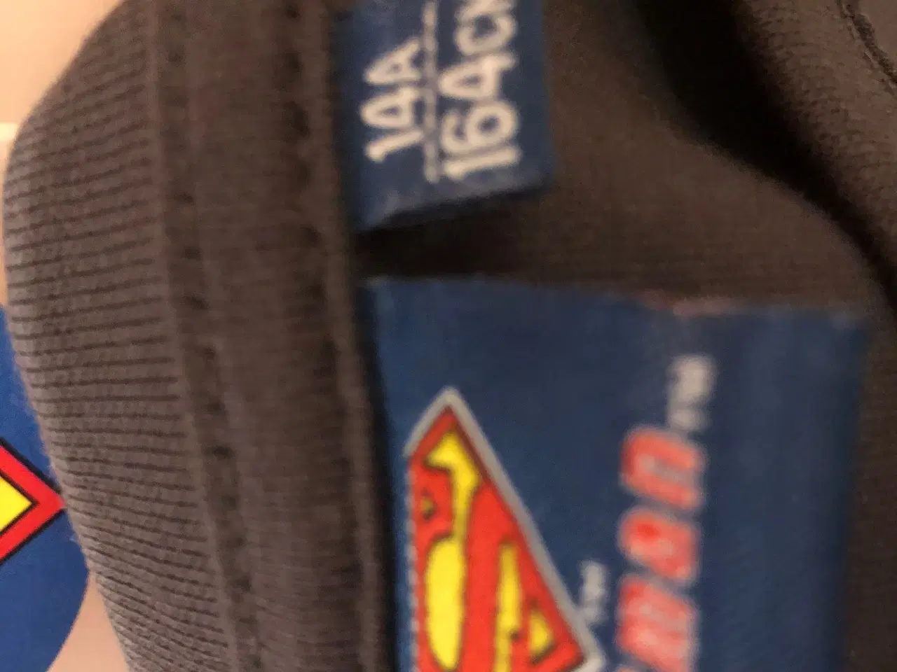Billede 3 - Superman t-shirt - str. 164 cm - 14 år