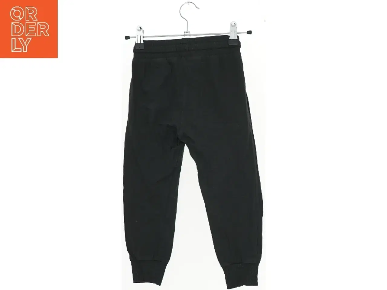 Billede 2 - Sort sweatpants fra H&M (str. 110)