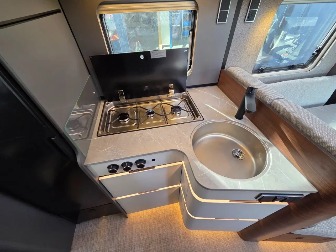 Billede 9 - Hymer B-MC T600 2,0 CDi 170 aut.