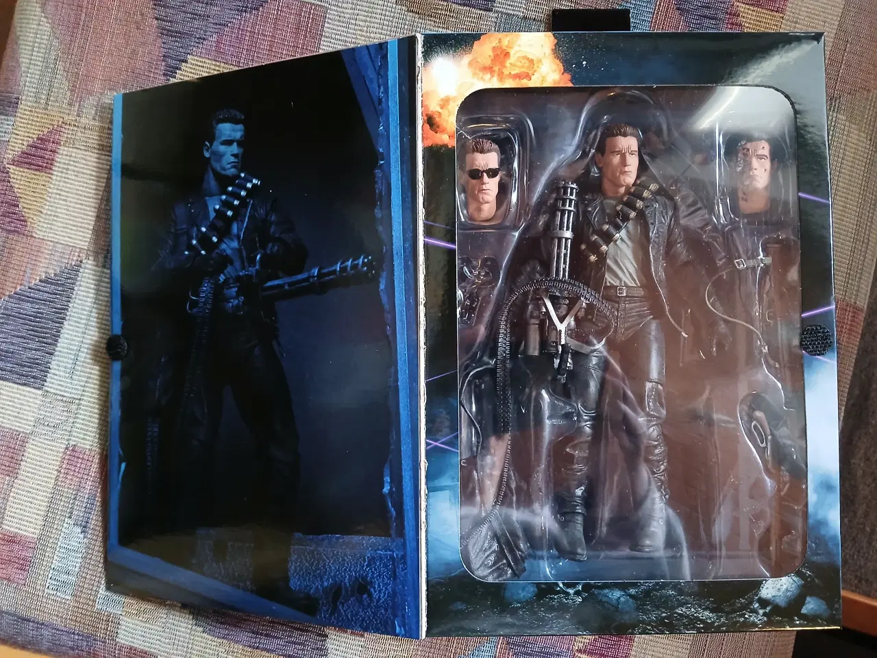 Billede 8 - NECA Terminator og Terminator 2- figurer