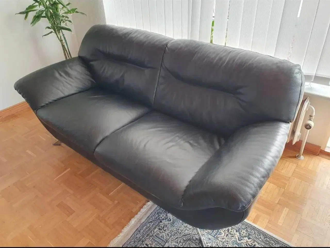 Billede 2 - Hjort Knudsen lædersofa – kvalitet og komfort!