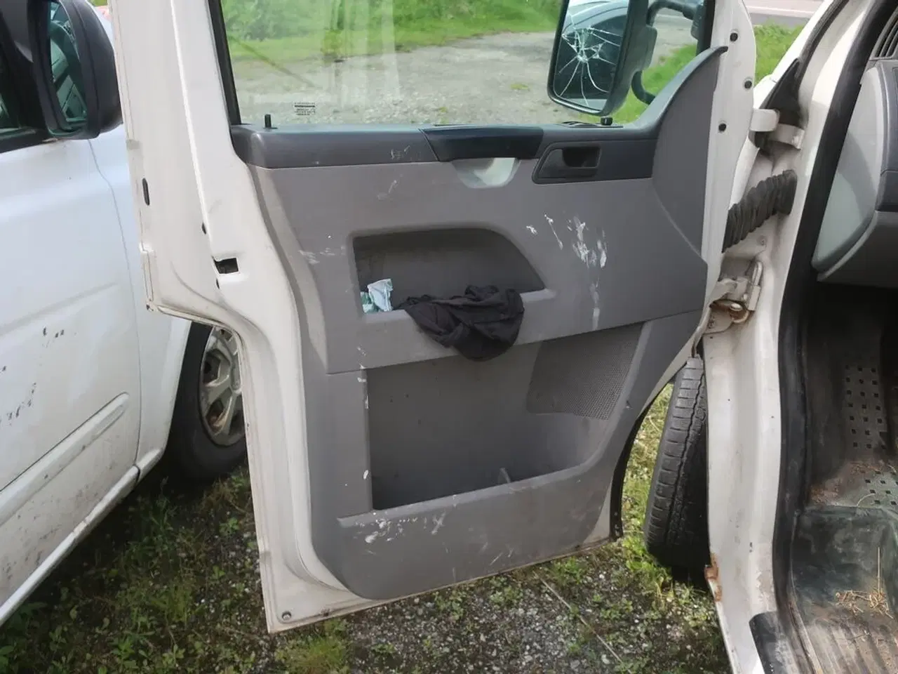 Billede 5 - Mandskabsvogn VOLKSWAGEN 2.5 TDI dobbelt.kab