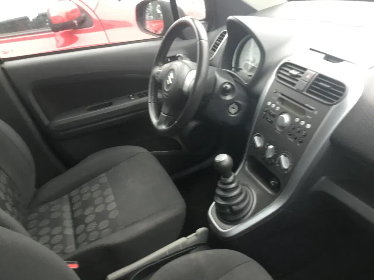 Billede 8 - Suzuki splash 1.0 synet 1-10-2025 afgift 2x 660 kr